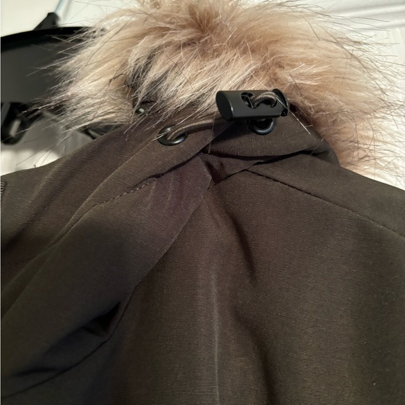Ralph Lauren Fur Trim Winter Jacket - Picture 9 of 12